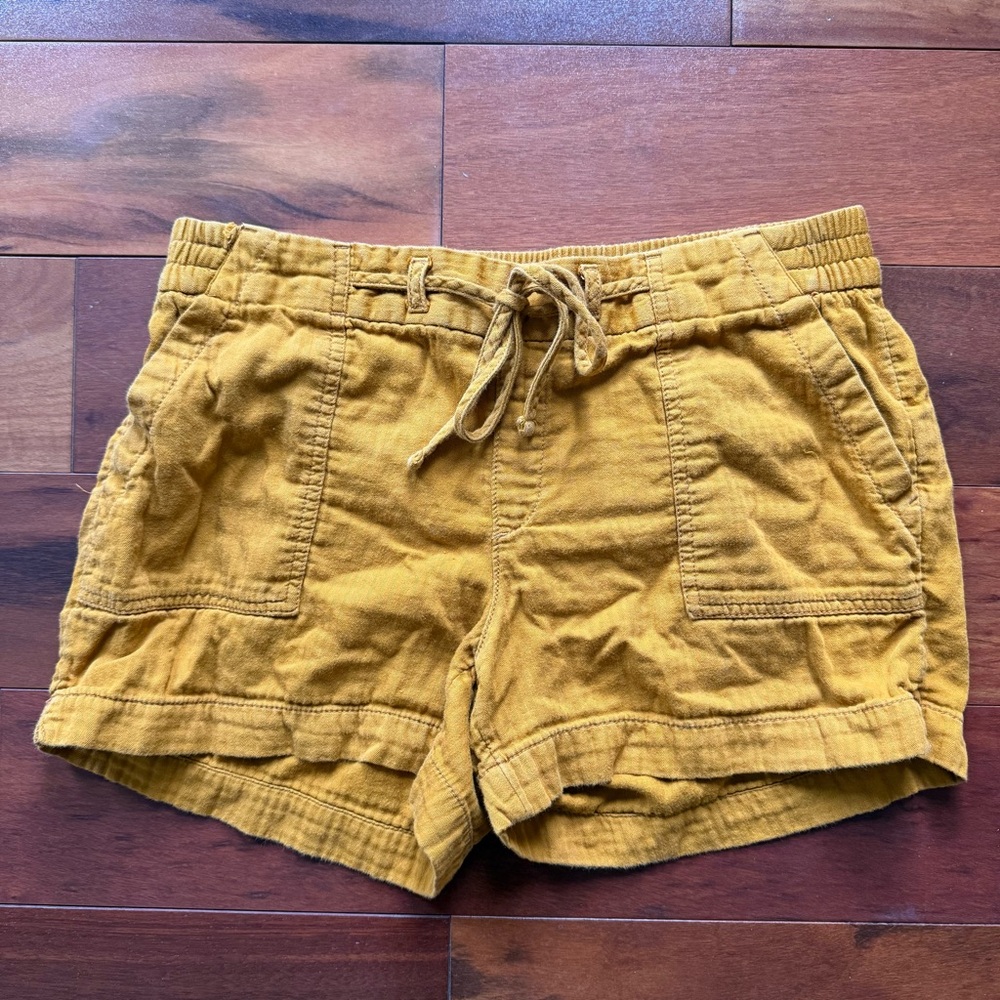 Old Navy Cotton shorts- size M